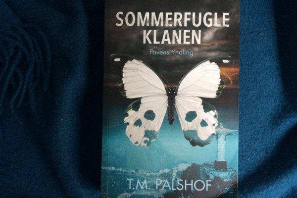 Sommerfugleklanen – Pavens Yndling